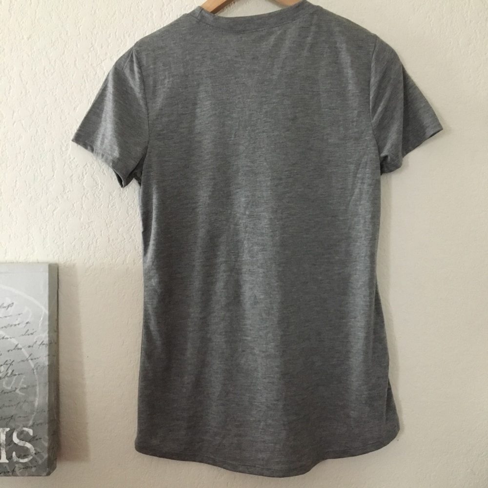 🛎 New!! Modern Luxe. XS “NOPE” Tee - Picture 2 of 5